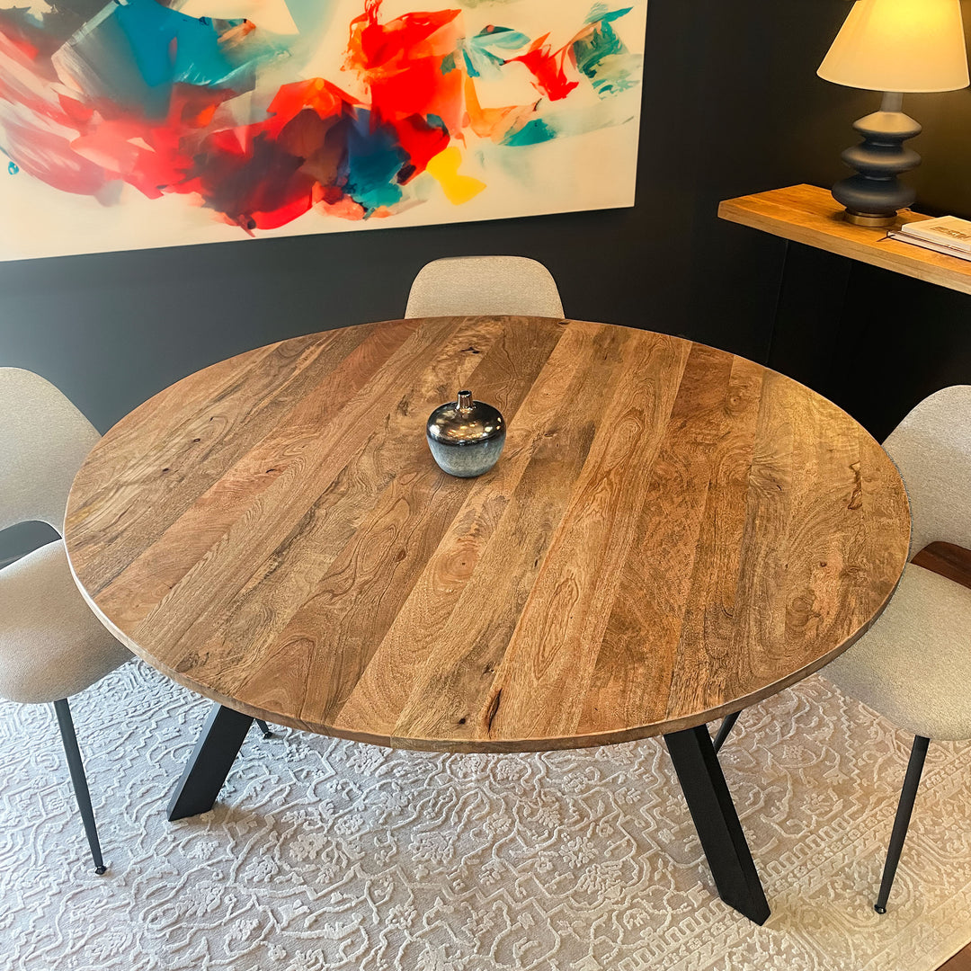 Plano Round Dining Table